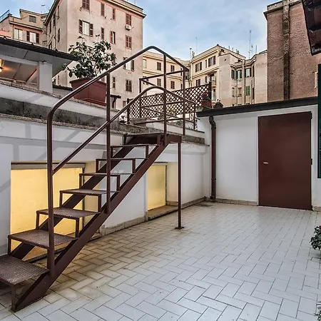 Capoccia In Vaticano 4*