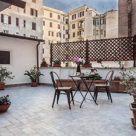 Bed & Breakfast Capoccia 4*